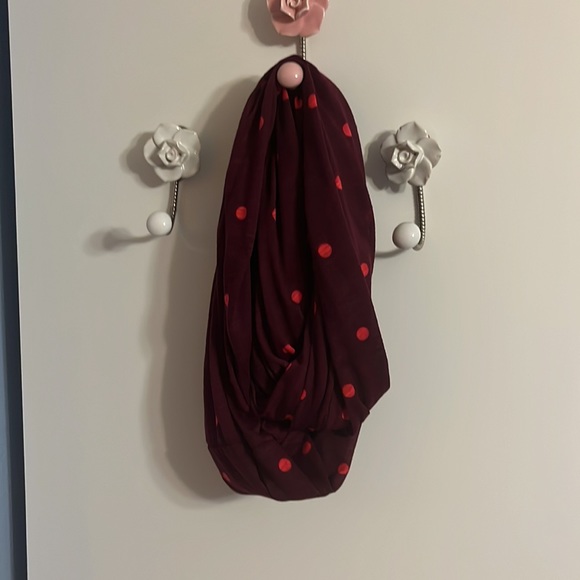 Scarf - Picture 4 of 4